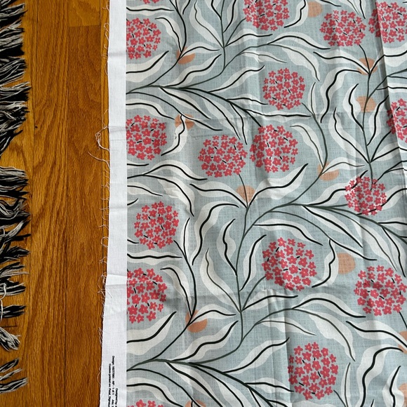 Floral Patterned Fabric - Picture 2 of 3